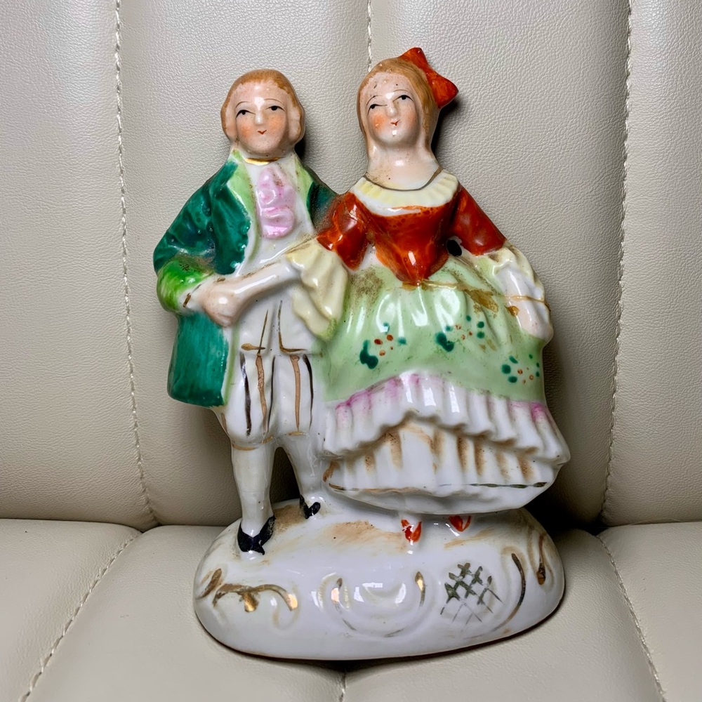 Vintage Made in Japan Porcelain Figurine Colonial Couple Green Red Hand Painted